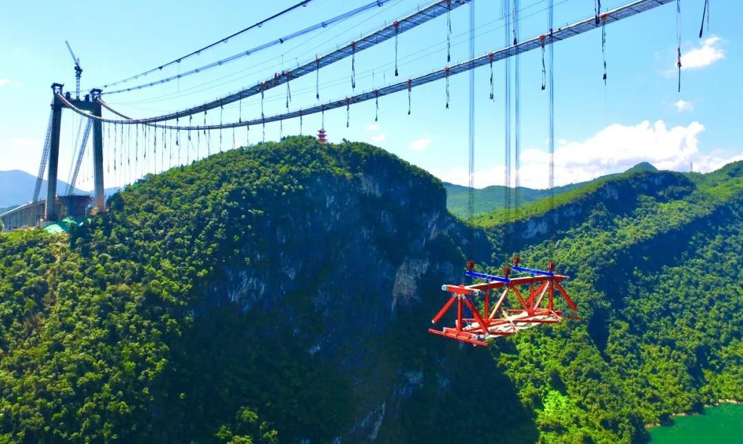 项目快讯|贵州河闪渡乌江特大桥首吊圆满成功!