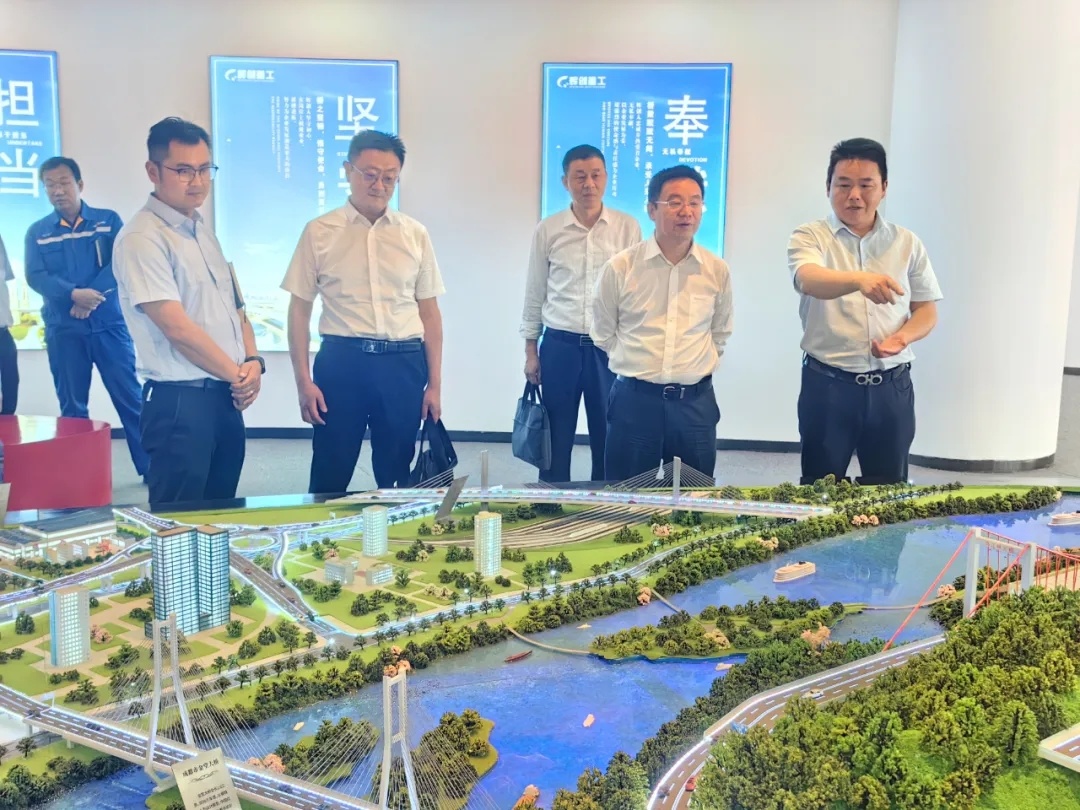 交流促发展 合作创共赢,宝武集团鄂城钢铁总裁、党委副书记陆隆文一行到辉创开展交流座谈